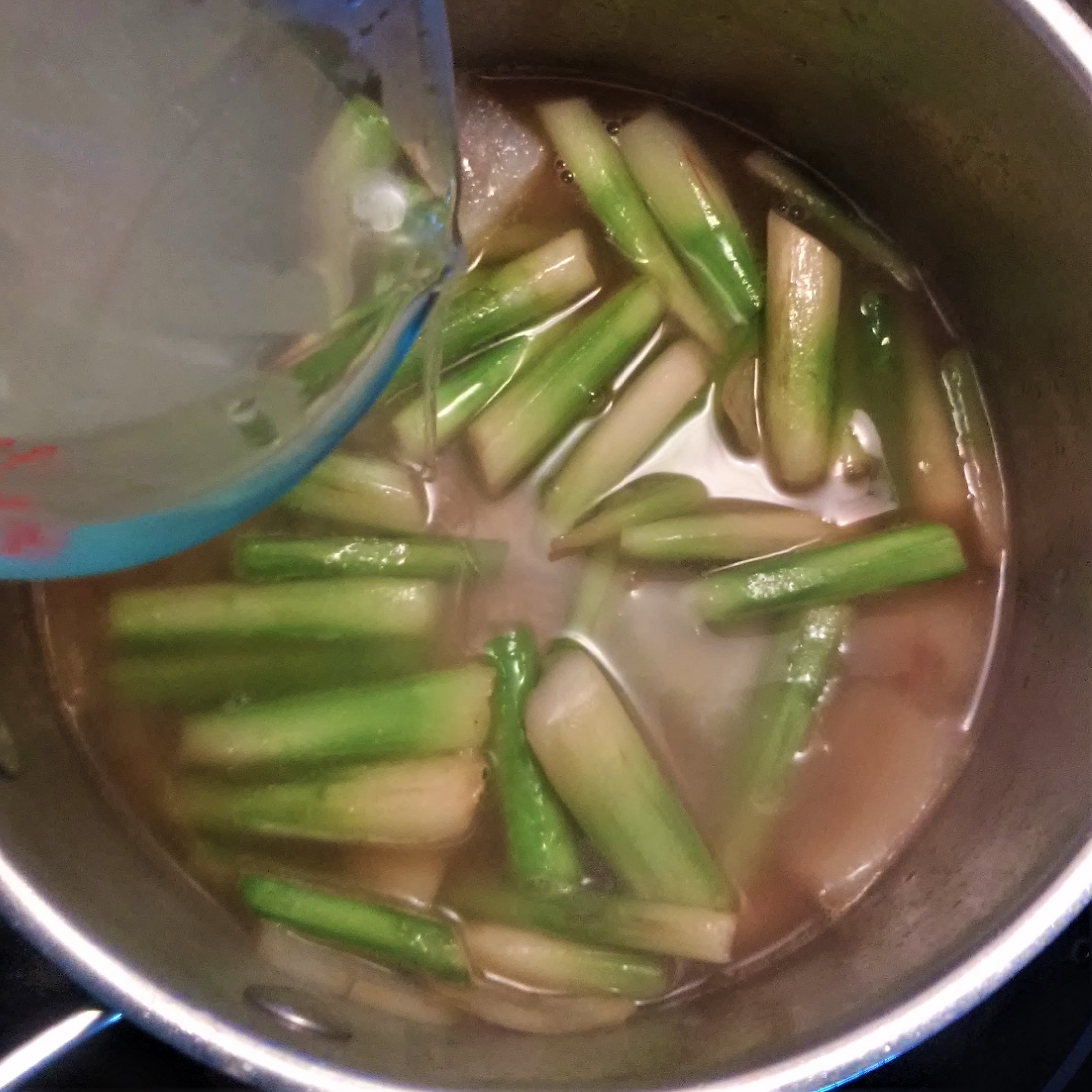 broth to veggies