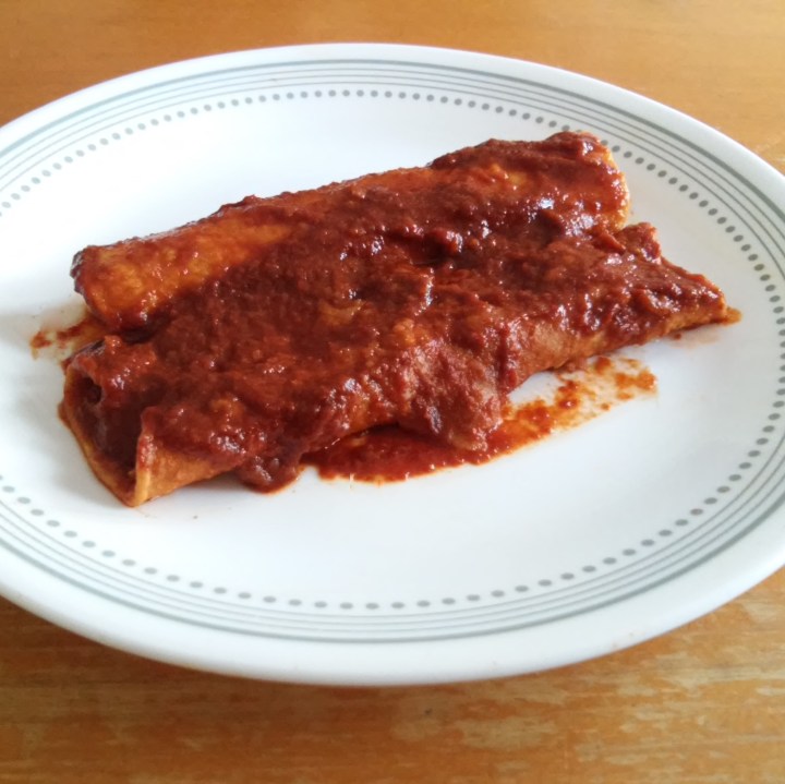 plain red enchiladas with no toppings
