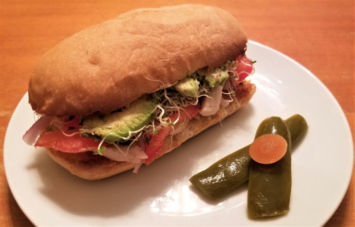 017 Torta with alfalfa sprouts during lettuce recall