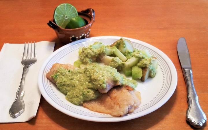 037 plated fish in garlic scape green pipian