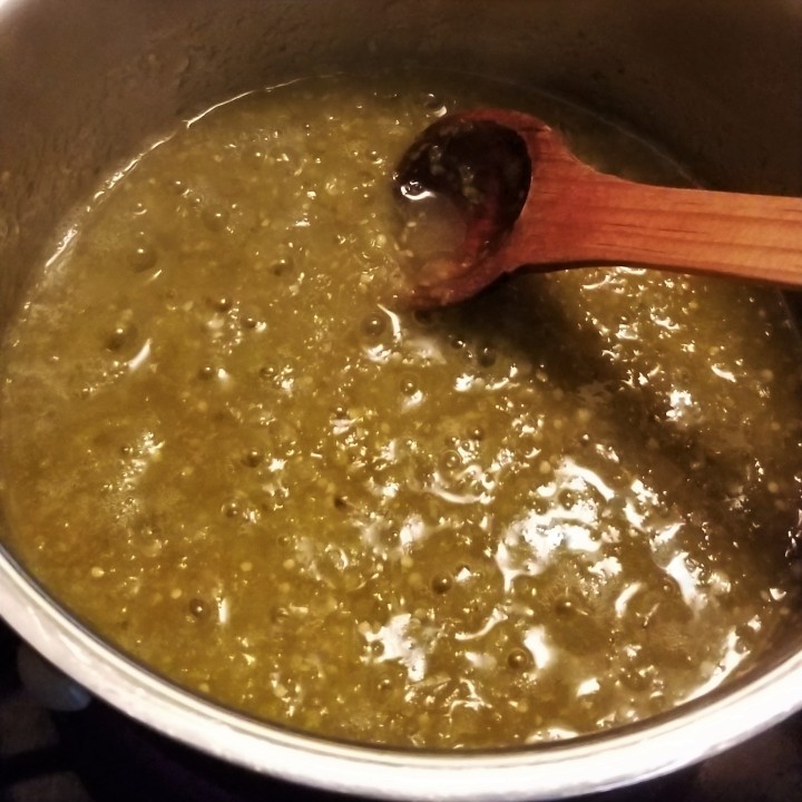 001 making green sauce