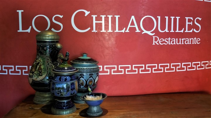 001 Los Chilaquiles restaurant