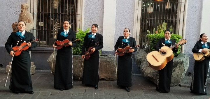 007 mariachi band 1