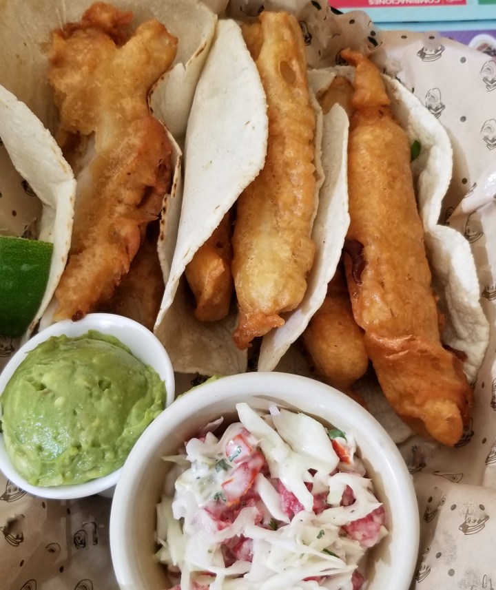 020 fish tacos at Panama restaurant Culiacan 2019