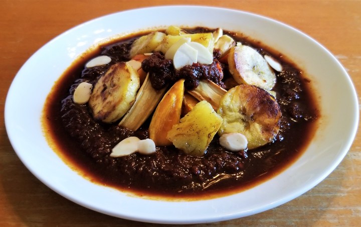 013 plated vegetarian manchamanteles