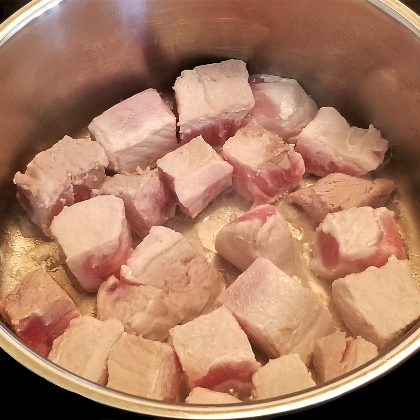 100 boneless pork searing in oil_LI