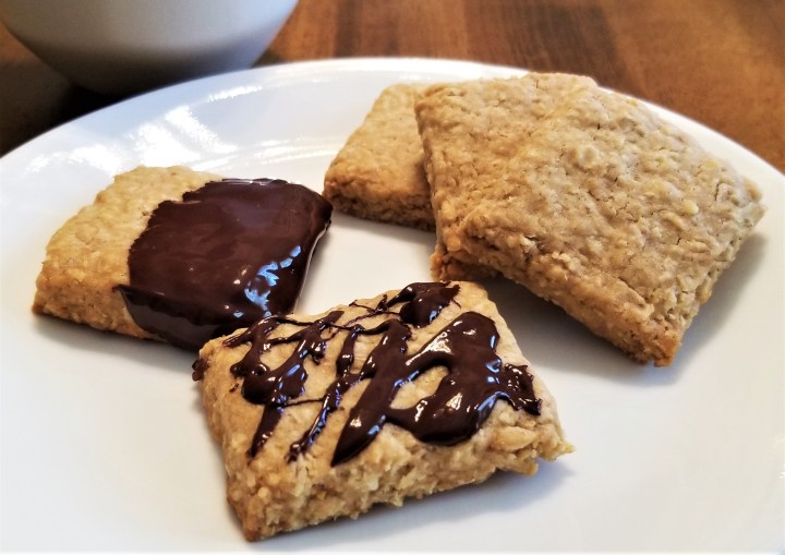 Nova Scotia Style Oatcakes (with Gluten-Free&nbsp;Option)