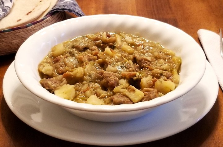 Pork Cracklings in green sauce – Chicharrón prensado en salsa&nbsp;verde